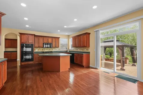239 Pawtucket Avenue Elgin IL 60124