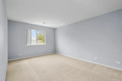 239 Pawtucket Avenue Elgin IL 60124