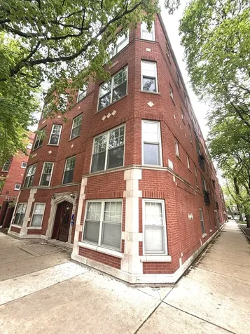 6157 North Lakewood Avenue Chicago IL 60660