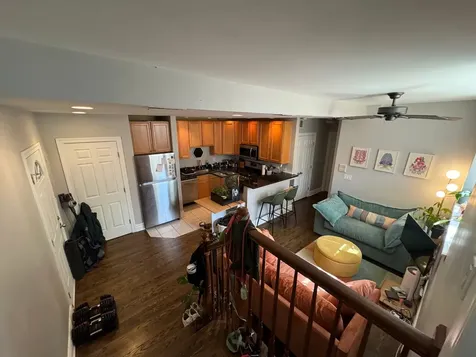 6157 North Lakewood Avenue Chicago IL 60660