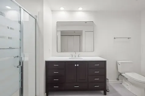 130 North Garland Court Chicago IL 60602