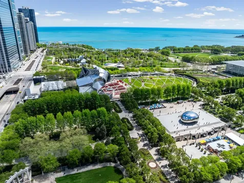 130 North Garland Court Chicago IL 60602