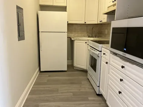5950 North Kenmore Avenue Chicago IL 60660