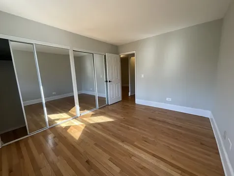 5950 North Kenmore Avenue Chicago IL 60660