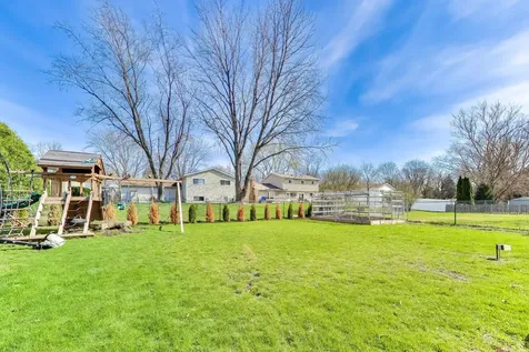 2215 Bradford Drive Wheaton IL 60189