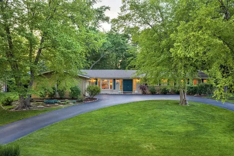 304 South Circle Drive Palatine IL 60067