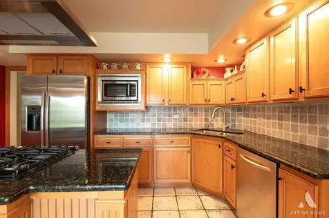 304 South Circle Drive Palatine IL 60067