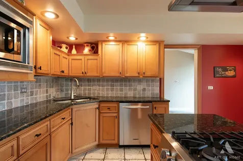304 South Circle Drive Palatine IL 60067