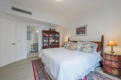 21 East Huron Street Chicago IL 60611