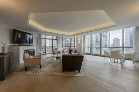 21 East Huron Street Chicago IL 60611