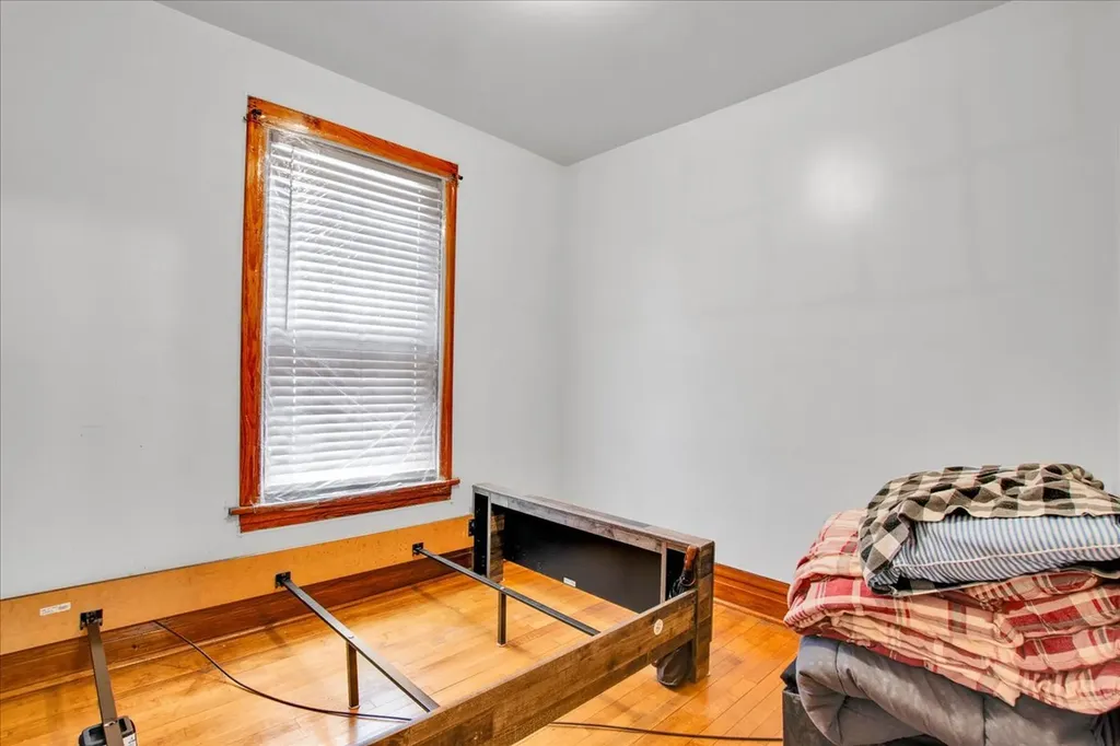 838 North Homan Avenue Chicago IL 60651