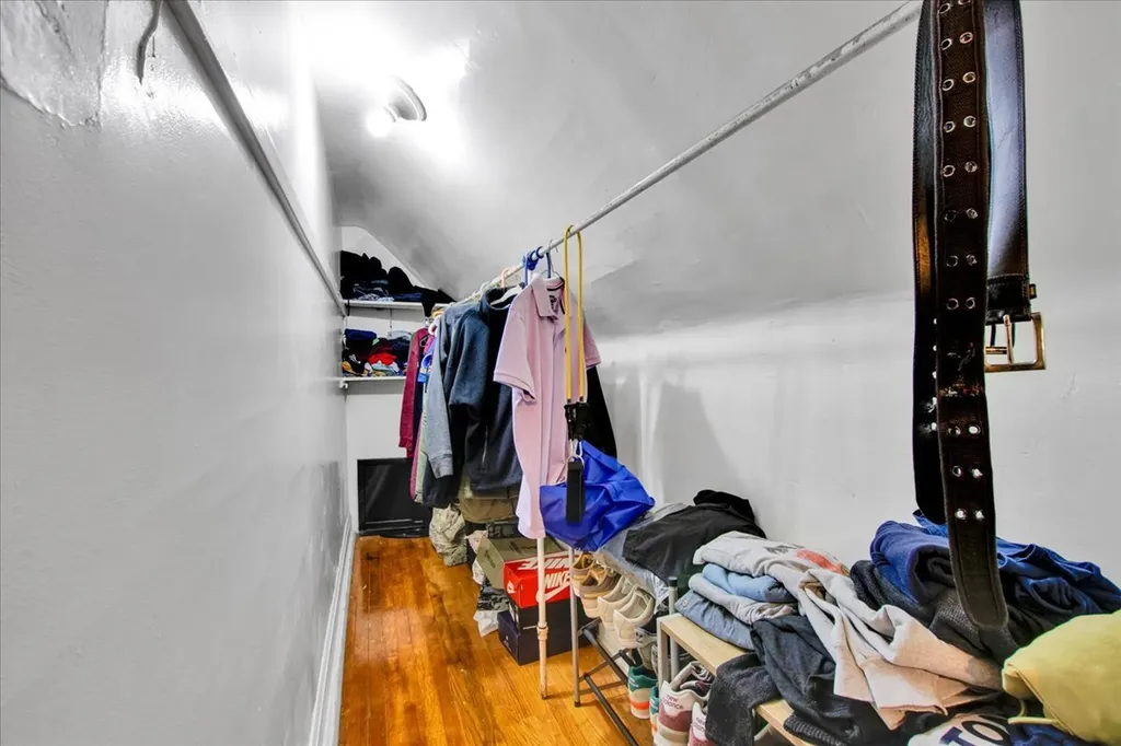 838 North Homan Avenue Chicago IL 60651