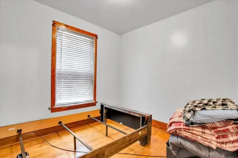838 North Homan Avenue Chicago IL 60651