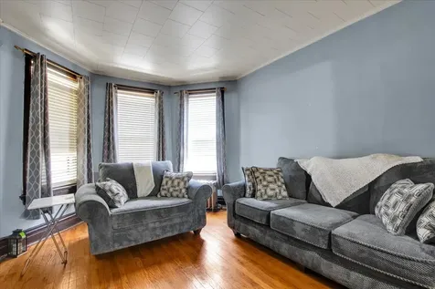 838 North Homan Avenue Chicago IL 60651