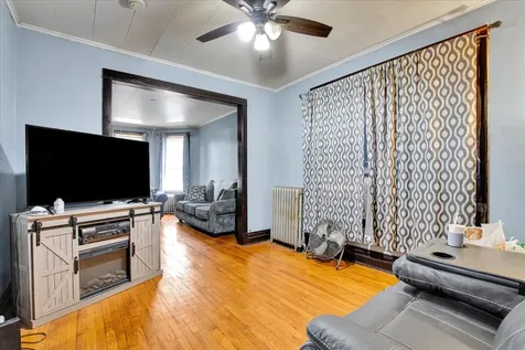838 North Homan Avenue Chicago IL 60651
