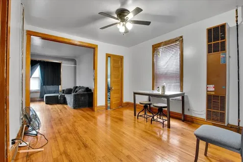 838 North Homan Avenue Chicago IL 60651