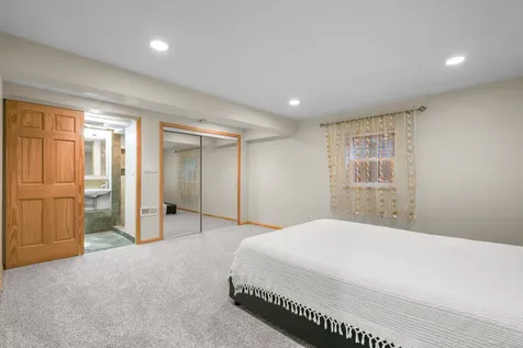 334 Plumwood Court Vernon Hills IL 60061