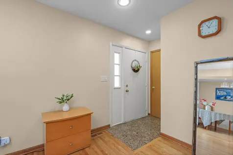 334 Plumwood Court Vernon Hills IL 60061