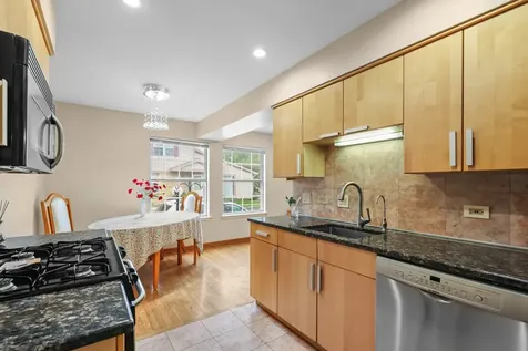334 Plumwood Court Vernon Hills IL 60061
