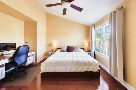 1039 Viewpoint Drive Lake In The Hills IL 60156