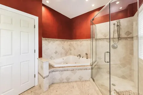 1039 Viewpoint Drive Lake In The Hills IL 60156