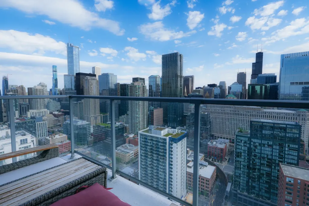 303 West Ohio Street Chicago IL 60654