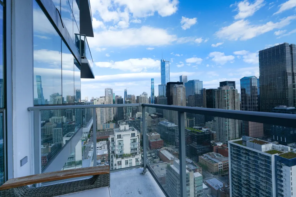 303 West Ohio Street Chicago IL 60654