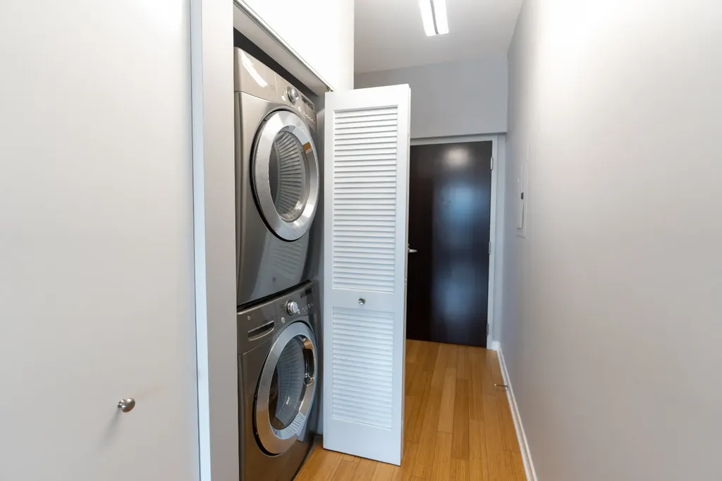 303 West Ohio Street Chicago IL 60654