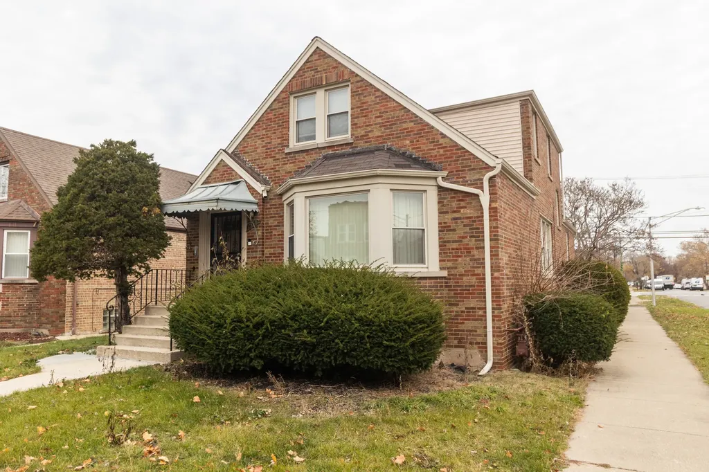 8359 South Marshfield Avenue Chicago IL 60620