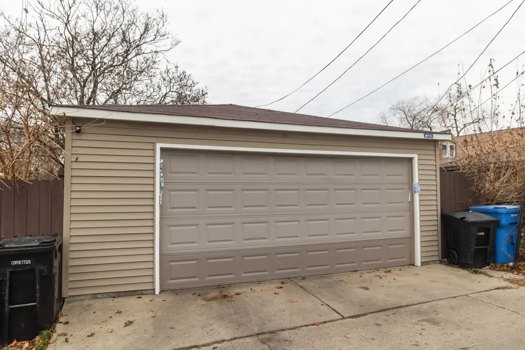 8359 South Marshfield Avenue Chicago IL 60620