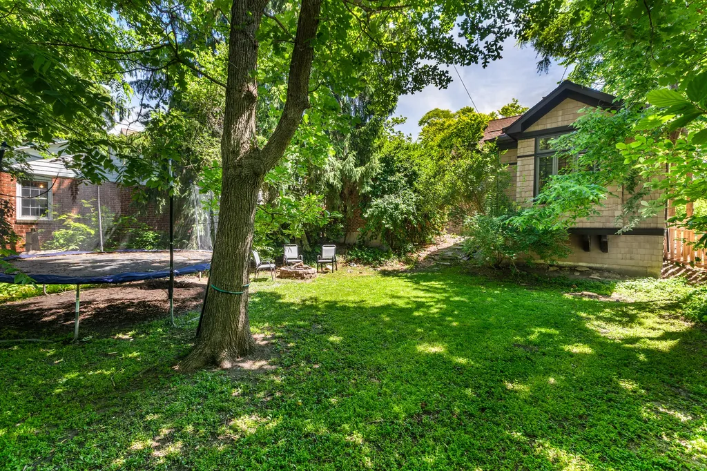 815 North Eagle Street Naperville IL 60563