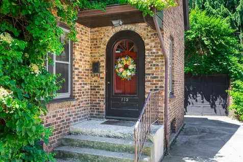 815 North Eagle Street Naperville IL 60563