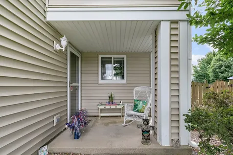 1493 Exeter Lane South Elgin IL 60177