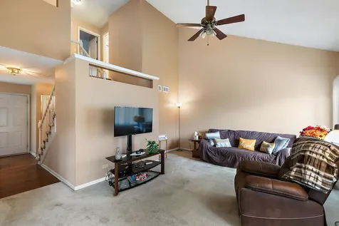 1493 Exeter Lane South Elgin IL 60177