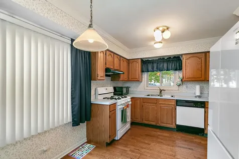 1493 Exeter Lane South Elgin IL 60177