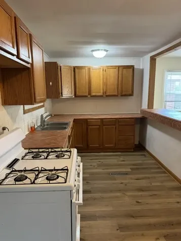14748 South Sacramento Avenue Posen IL 60469
