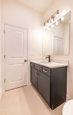 941 North Winchester Avenue Chicago IL 60622