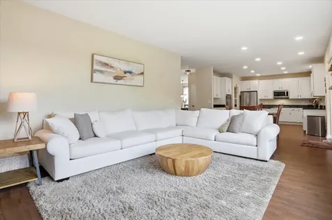 2240 Trailside Lane Wauconda IL 60084