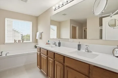 2240 Trailside Lane Wauconda IL 60084