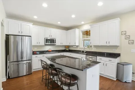 2240 Trailside Lane Wauconda IL 60084