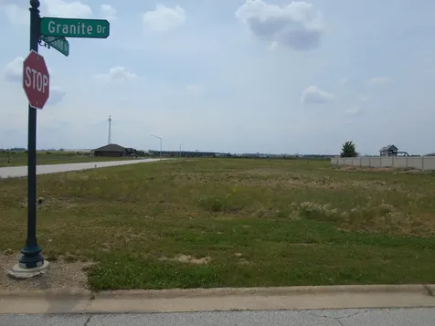 1094 Granite Drive Manteno IL 60950