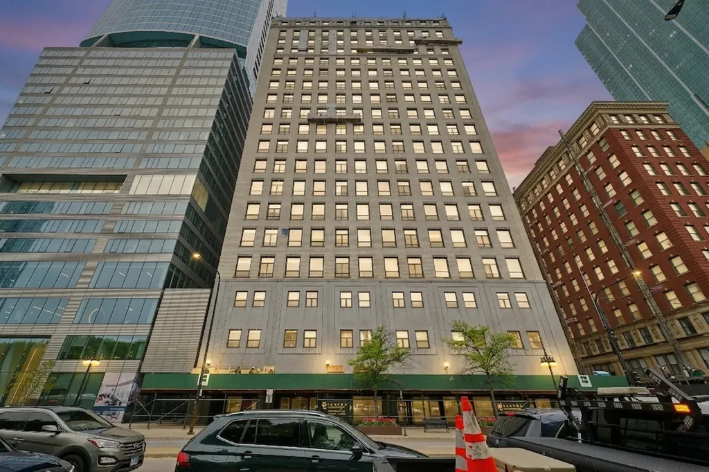 910 South Michigan Avenue Chicago IL 60605