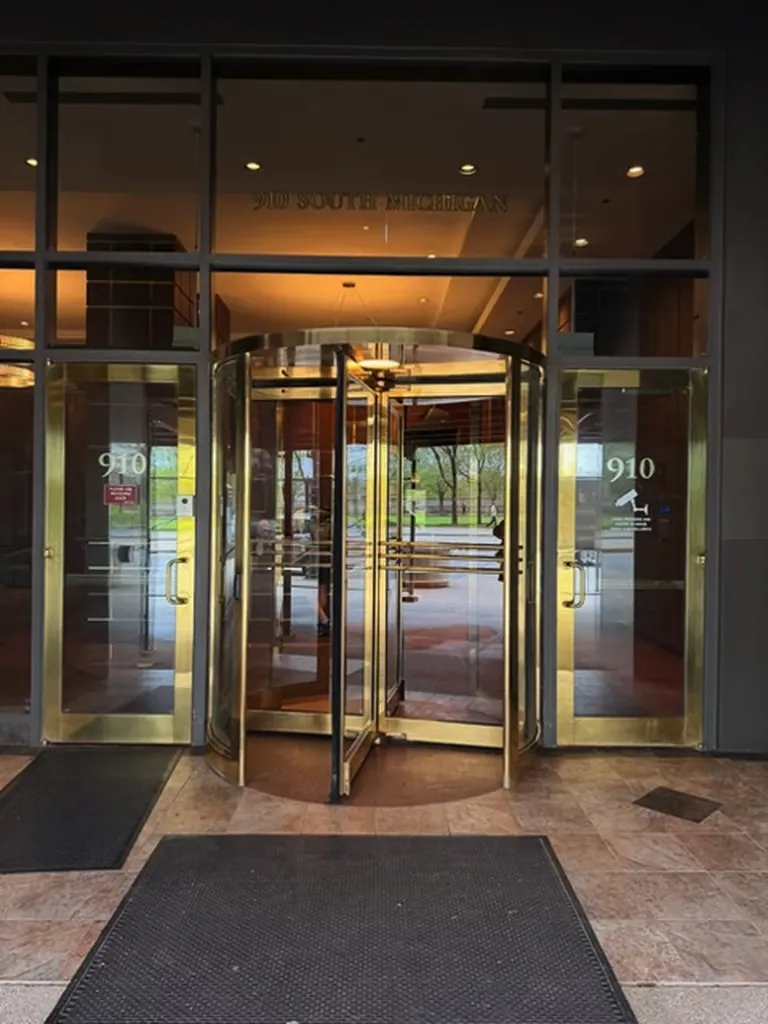 910 South Michigan Avenue Chicago IL 60605