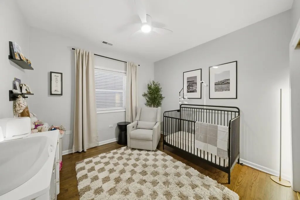 1623 West Grand Avenue Chicago IL 60622