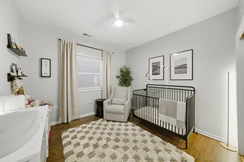1623 West Grand Avenue Chicago IL 60622