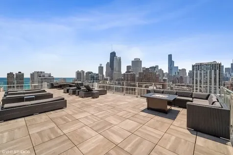 1255 North Sandburg Terrace Chicago IL 60610