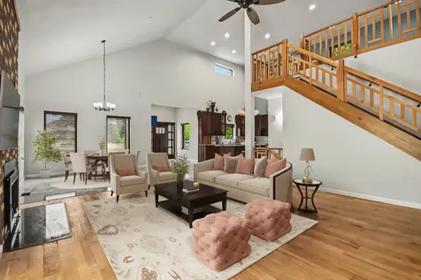 19W676 99TH Street Lemont IL 60439