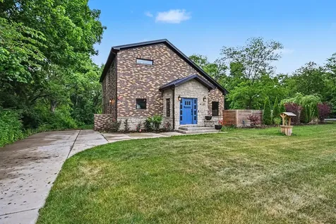 19W676 99TH Street Lemont IL 60439