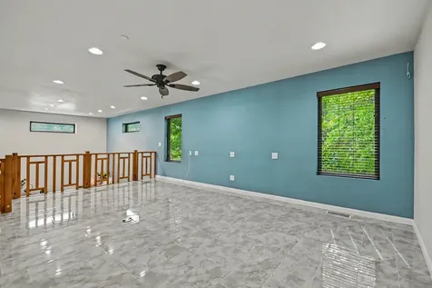 19W676 99TH Street Lemont IL 60439