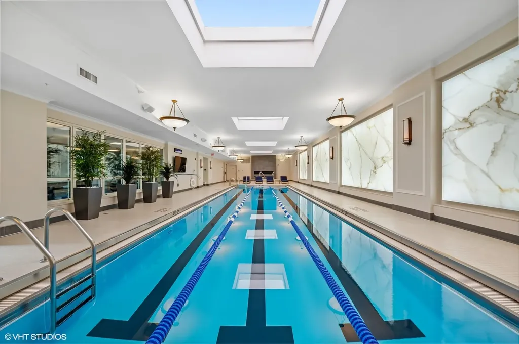 57 East Delaware Place Chicago IL 60611